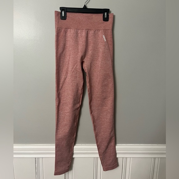 Gymshark seamless contour legging. Size medium. - Picture 3 of 3